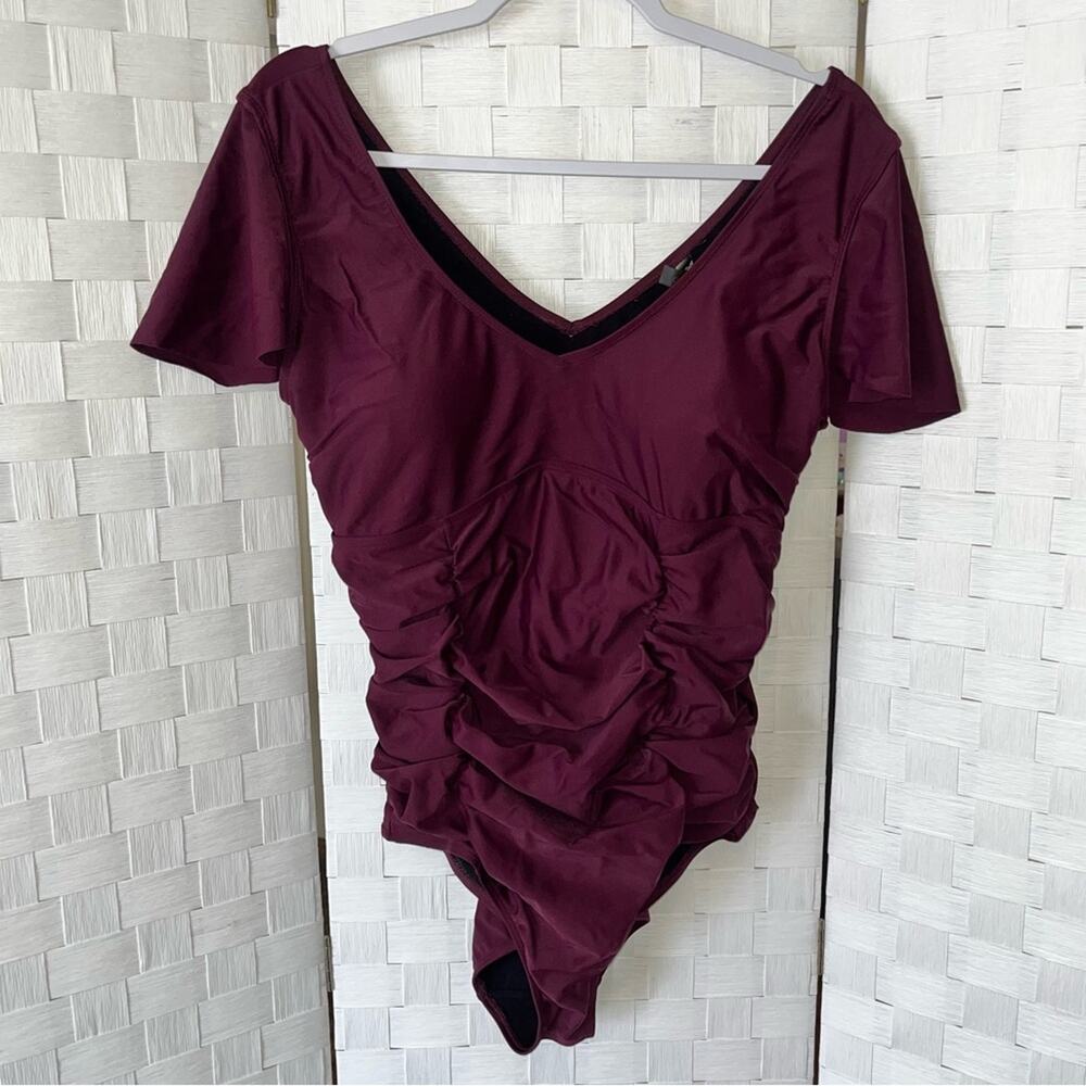 Torrid One Piece Wireless Flutter Sleeve Swimsuit Size 2X Grape Slimming Modest - Picture 2 of 10